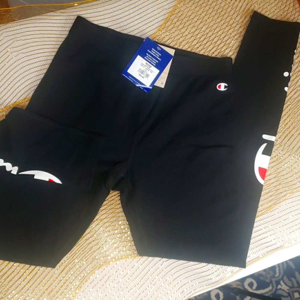 NWT..Womens Champion Cotton Leggings..Black..Size M
